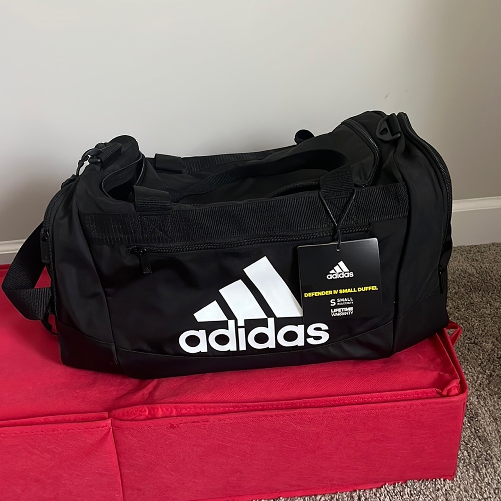 Adidas Defender IV Small Duffel